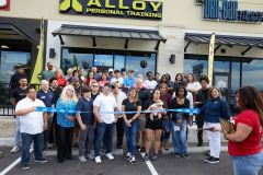 AlloyPersonalTrainingRibbonCutting5R7A4465