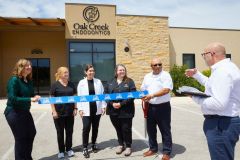 OakCreekEndodontics-RibbonCutting5R7A3820