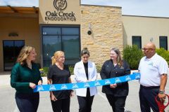 OakCreekEndodontics-RibbonCutting5R7A3827