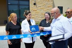 OakCreekEndodontics-RibbonCutting5R7A3830