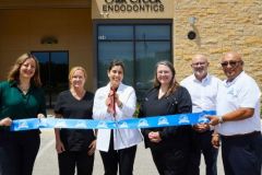 OakCreekEndodontics-RibbonCutting5R7A3839