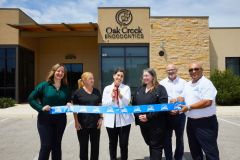 OakCreekEndodontics-RibbonCutting5R7A3840
