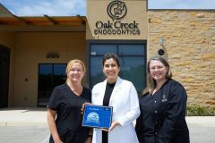 OakCreekEndodontics-RibbonCutting5R7A3847
