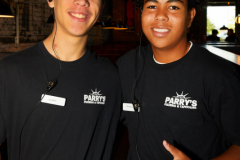 ParrysPizzeria-Culebra-RibbonCutting5R7A2986