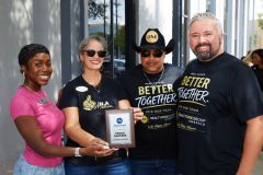 RibbonCutting-RealtyONEGroupEmerald5R7A6222