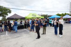 RibbonCutting-RealtyONEGroupEmerald5R7A6350