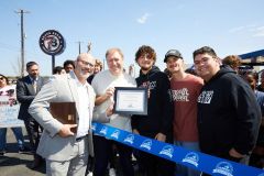 7BrewDrive-ThruCoffeeRibbonCutting5R7A7948