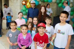 HelotesChildrensDentistryRibbonCutting5R7A9686