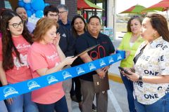 MagnoliaSoap-BathRibbonCutting5R7A3417