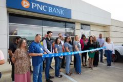 PNCBankRibbonCutting5R7A3559