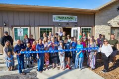 RibbonCuttingGrandOpening-RootandTwig5R7A0385