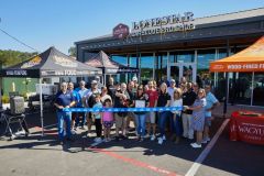 RibbonCuttingLonestarBarbequeProShop5R7A9905