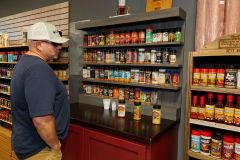 RibbonCuttingLonestarBarbequeProShop5R7A9959