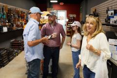 RibbonCuttingLonestarBarbequeProShop5R7A9960