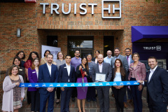TruistBankRibbonCutting5R7A9547