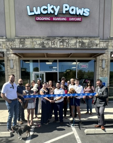 Ribbon Cutting at Lucky Paws