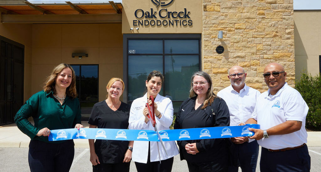 Oak Creek Endodontics Ribbon Cutting